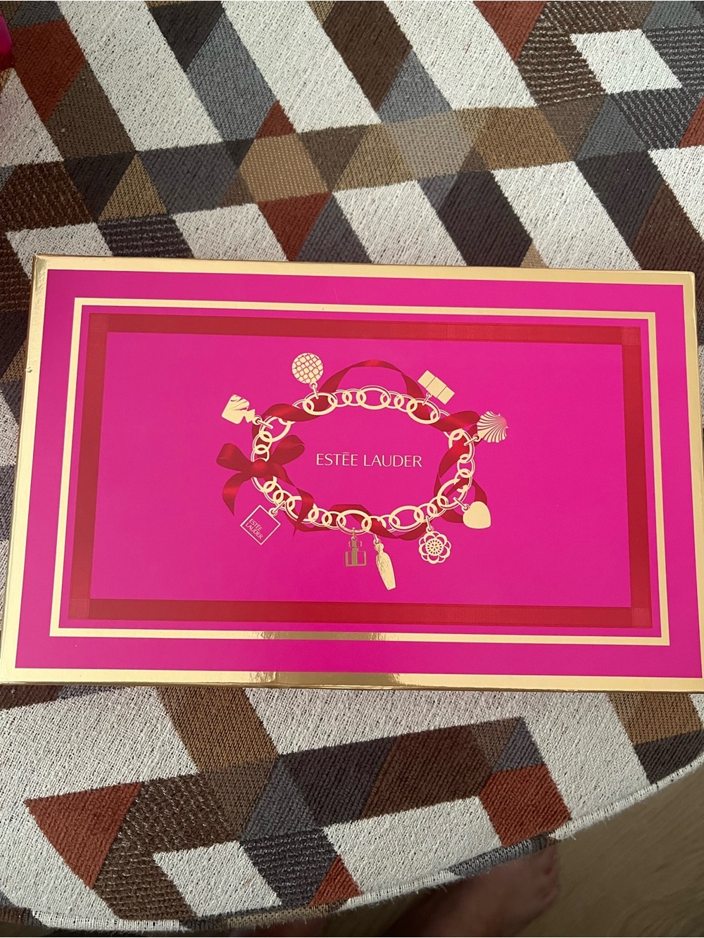 New Set of 4 Estée Lauder Perfumes - Picture 2 of 3